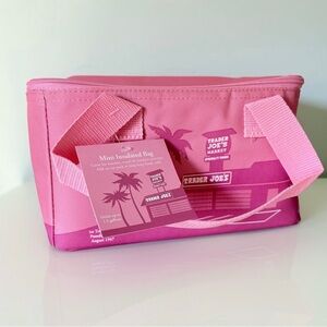 NWT 💕Trader Joe’s Pink Mini Insulated Bag 💕